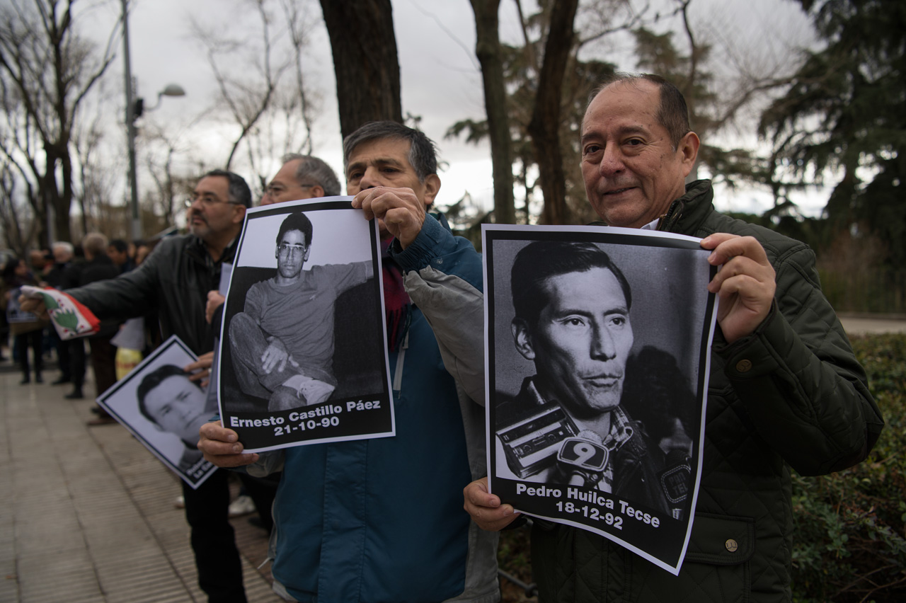 Protestas contra el indulto a Fujimori