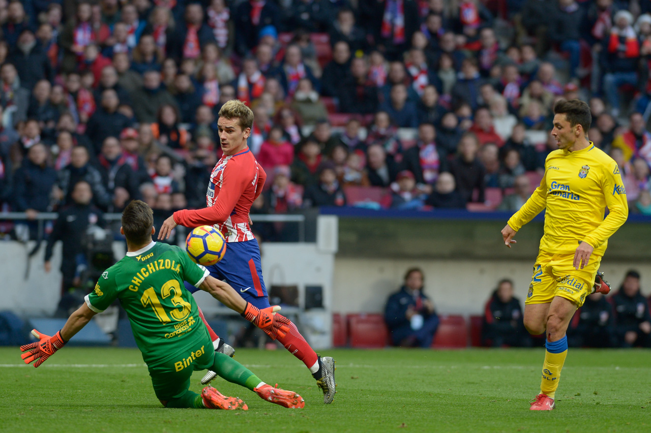 Antoine Griezmann y Chichizola