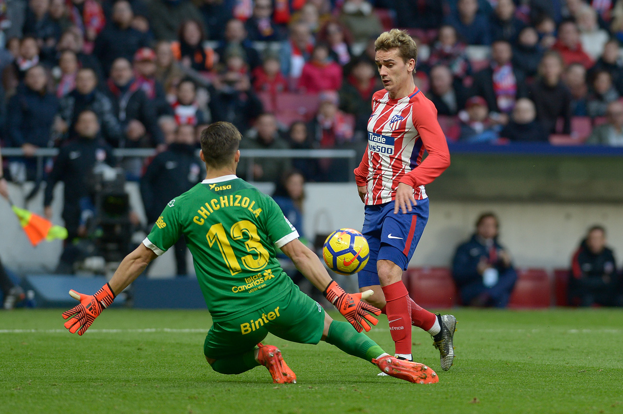 Antoine Griezmann y Chichizola