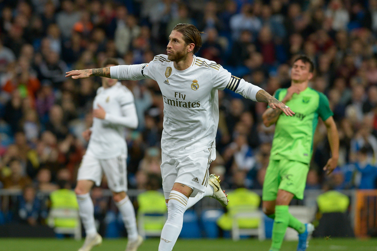 Sergio Ramos Festeja su gol.