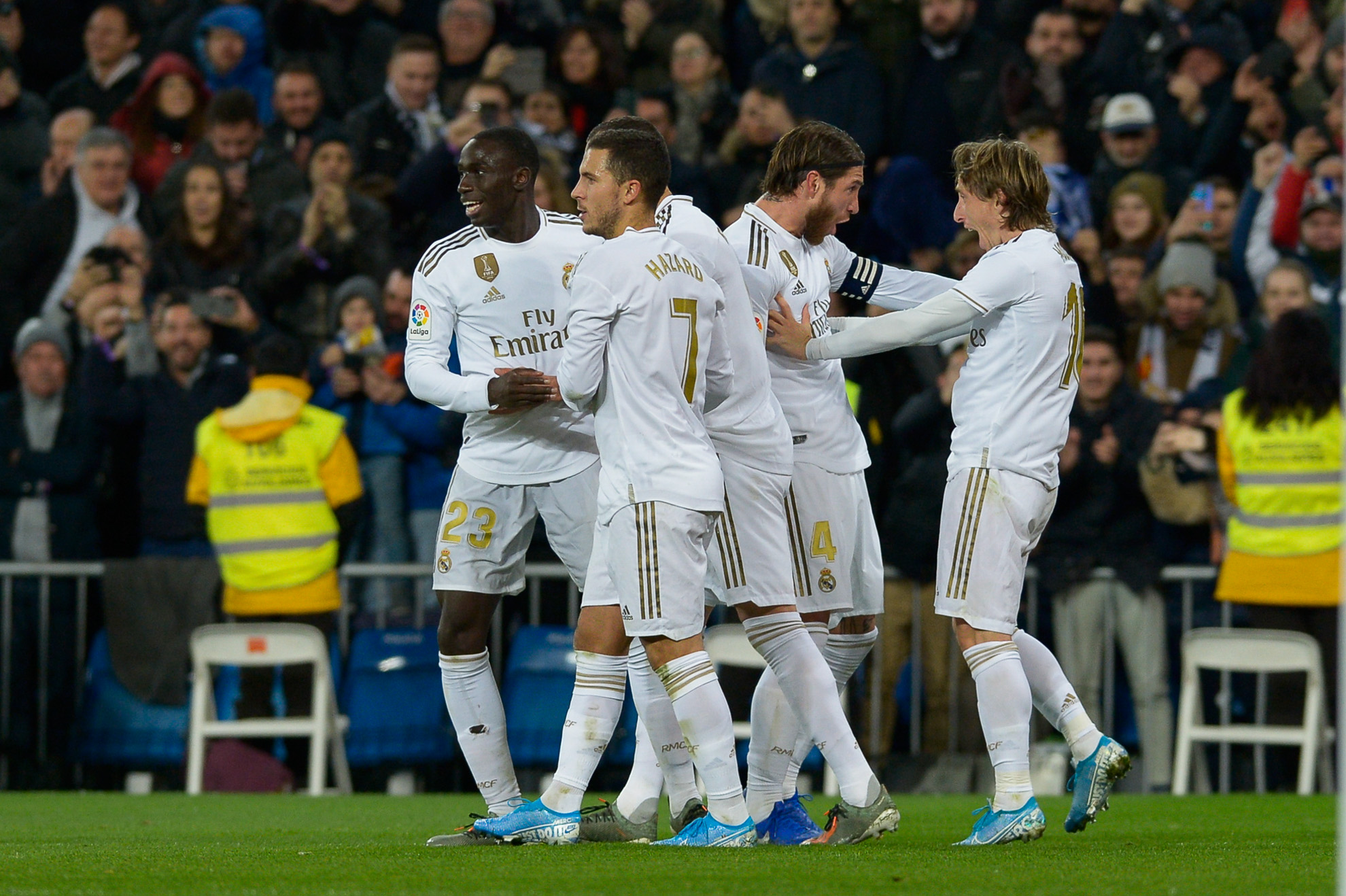 Luka Modric and Sergio Ramos  celebran el tercer gol de Real Madrid frente a la Real Sociedad.