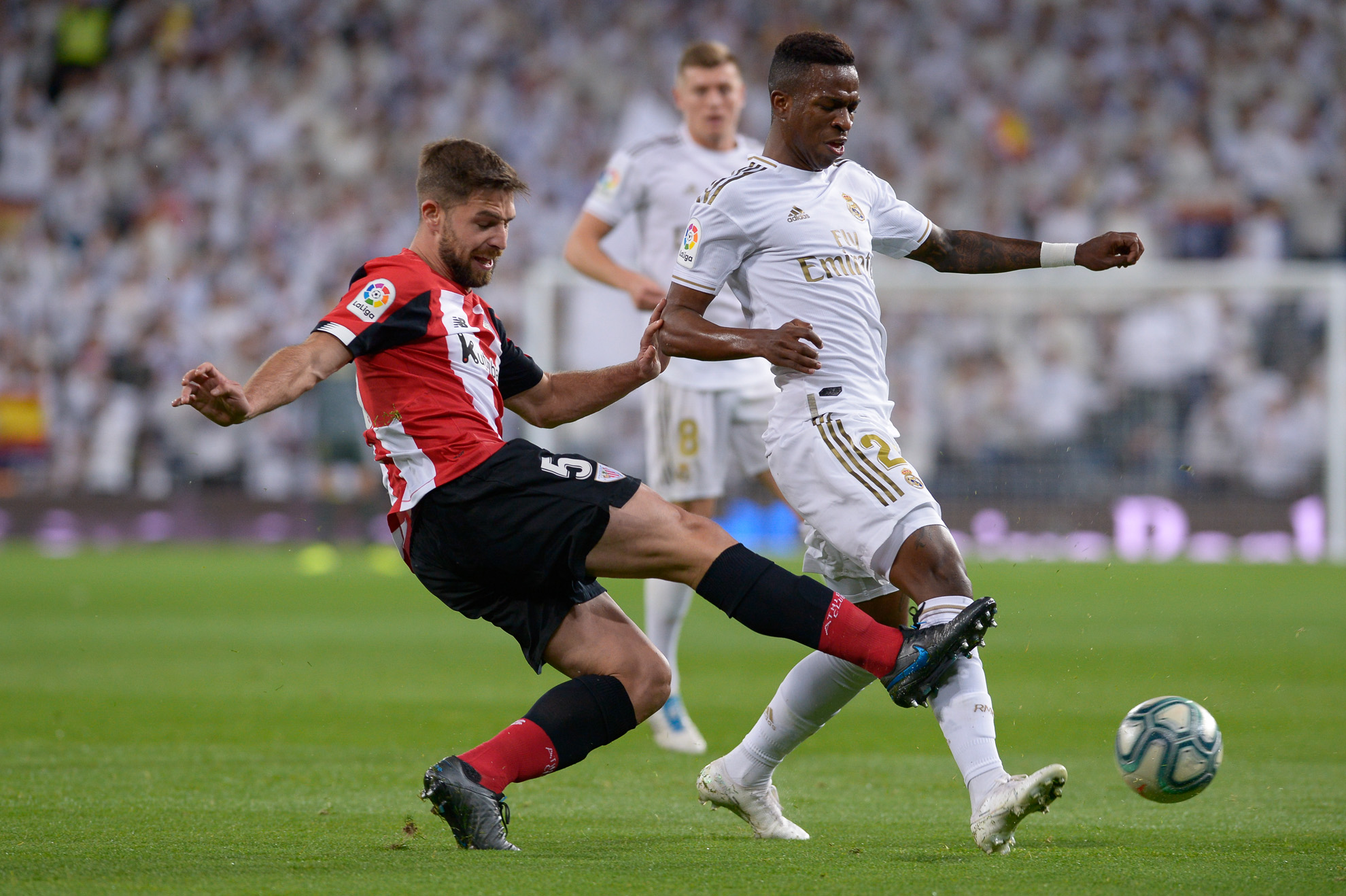 Vinicius Jr durante el partido Real Madrid vs Athletic Club que terminó 0a 0 y el Barça queda de puntero de La Liga.