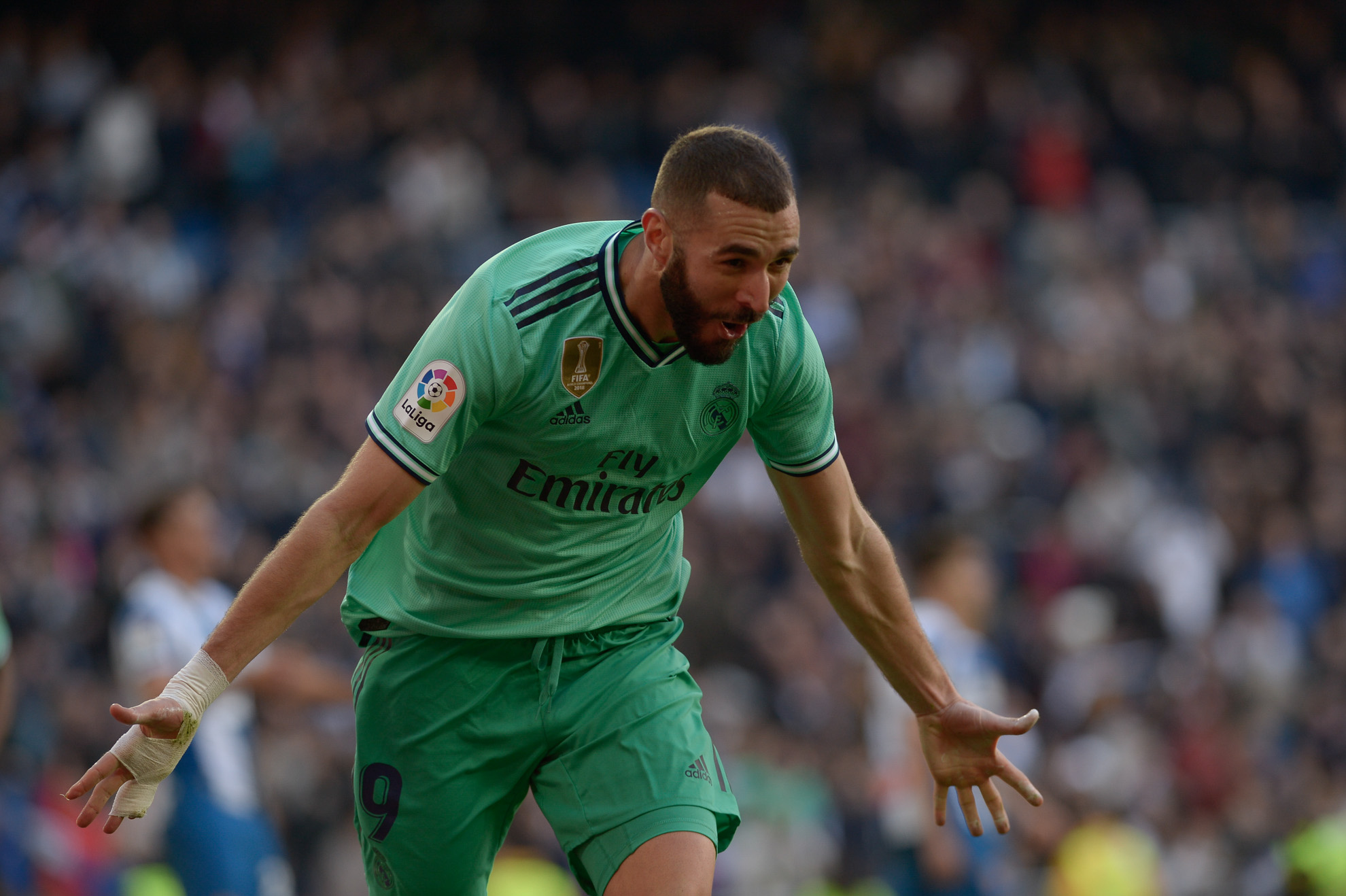 Karim Benzema celebra su gol durante el partido frente al Espanyol.