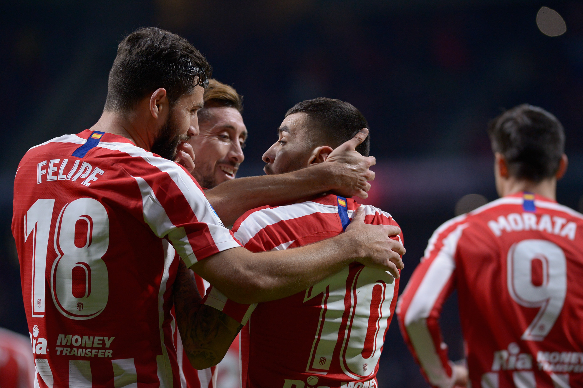 Ángel Correa y Felipa festejan el primer gol del partido entre el Atlético de Madrid vs Levante.