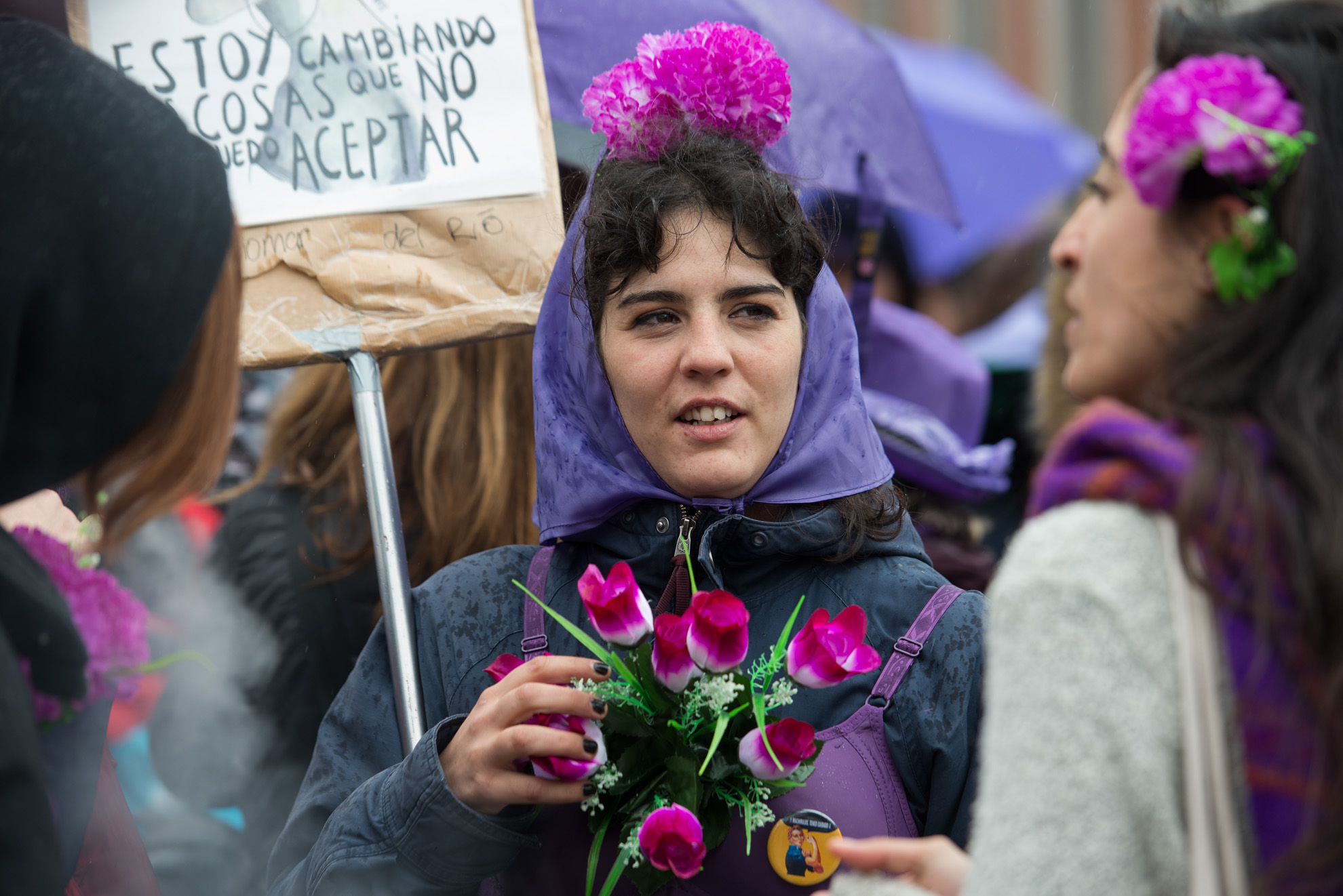 Feministas protestan durante la marcha 8F.