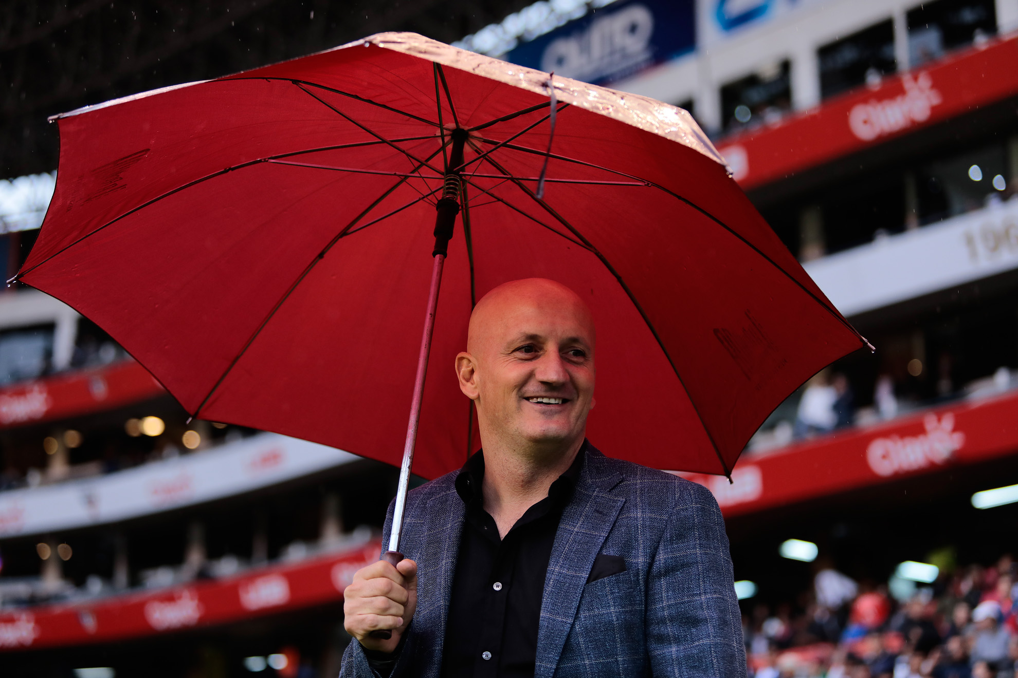 Pablo Repetto, técnico de Liga de Quito durante el partido entre Liga de Quito e Independiente del Valle.