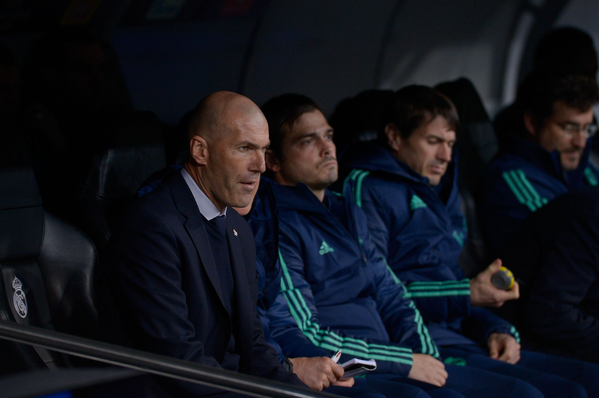 Zinedine Zidane técnico del Real Madrid durante el partido.