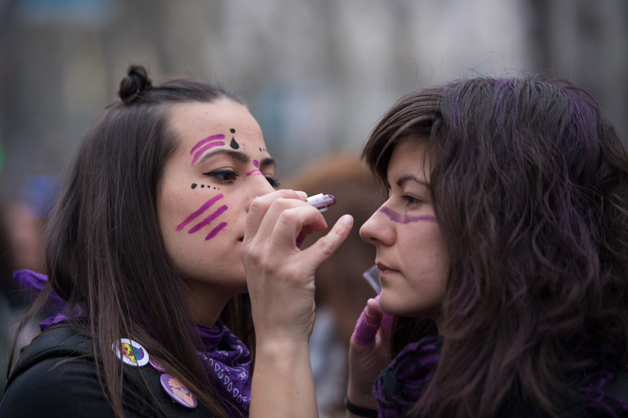 El movimiento feminista se movilizó por las calles de Madrid con el lema Feministas sin fronteras.