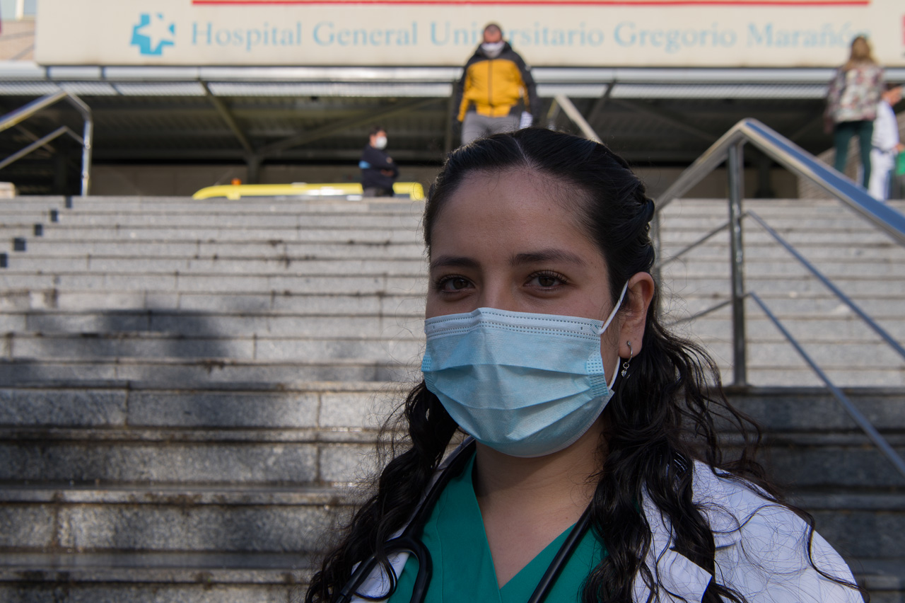 Valeria Delgado, es una doctora ecuatoriana que realiza su Posgrado en Hematología y Hemoterapia - R1. Es Residente de primer año en el Hospital General Universitario Gregorio Marañón de Madrid. España.