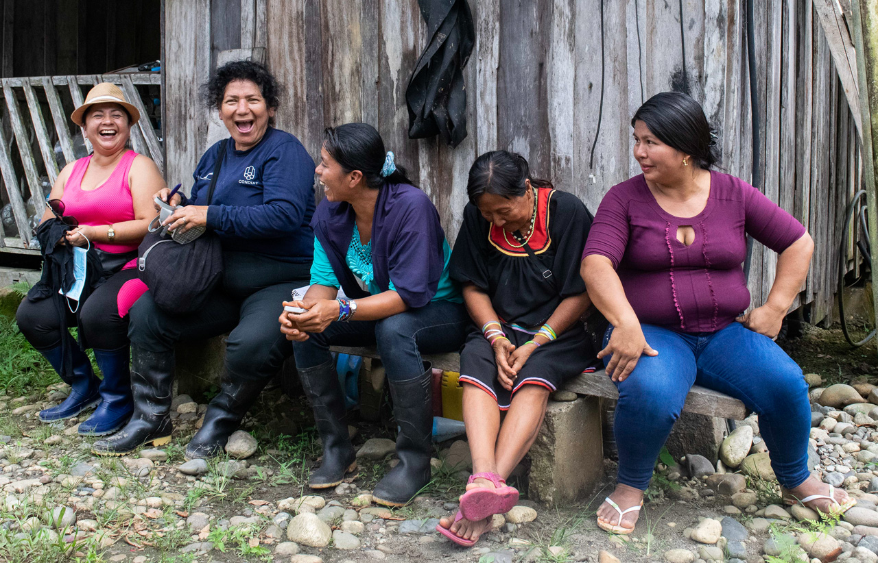 Las mujeres rurales son las que más trabajan en Ecuador, la actual crisis que ya no solo es de cuidados, sino de sostenibilidad de la vida. 