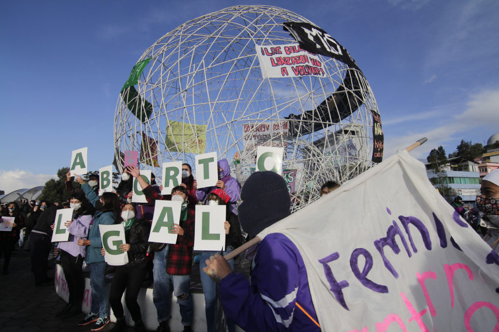 Aborto Legal y Seguro son los derechos sexuales que se exigen al estado ecuatoriano por parte de las mujeres