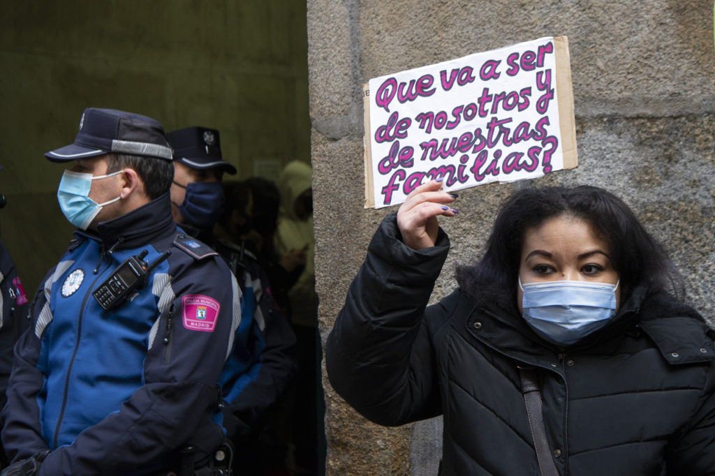 A los okupas no se les puede obligar a desalojar porque Servicios Sociales tampoco les ha dado ninguna solución habitacional hasta el momento.