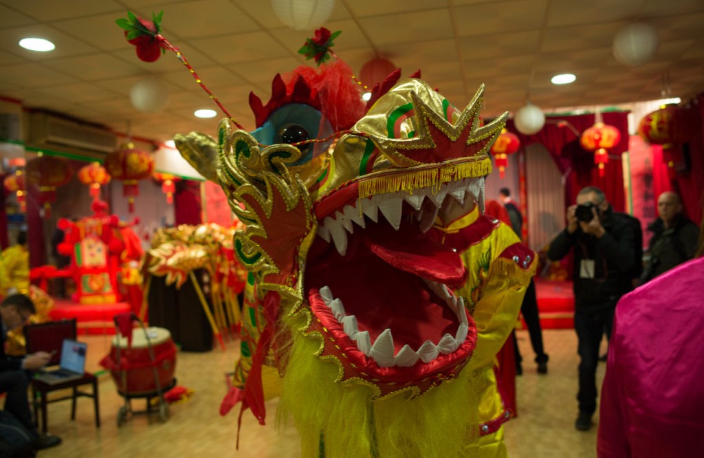 El año del Gallo del calendario chino es una de las fiestas más populares de Madrid.