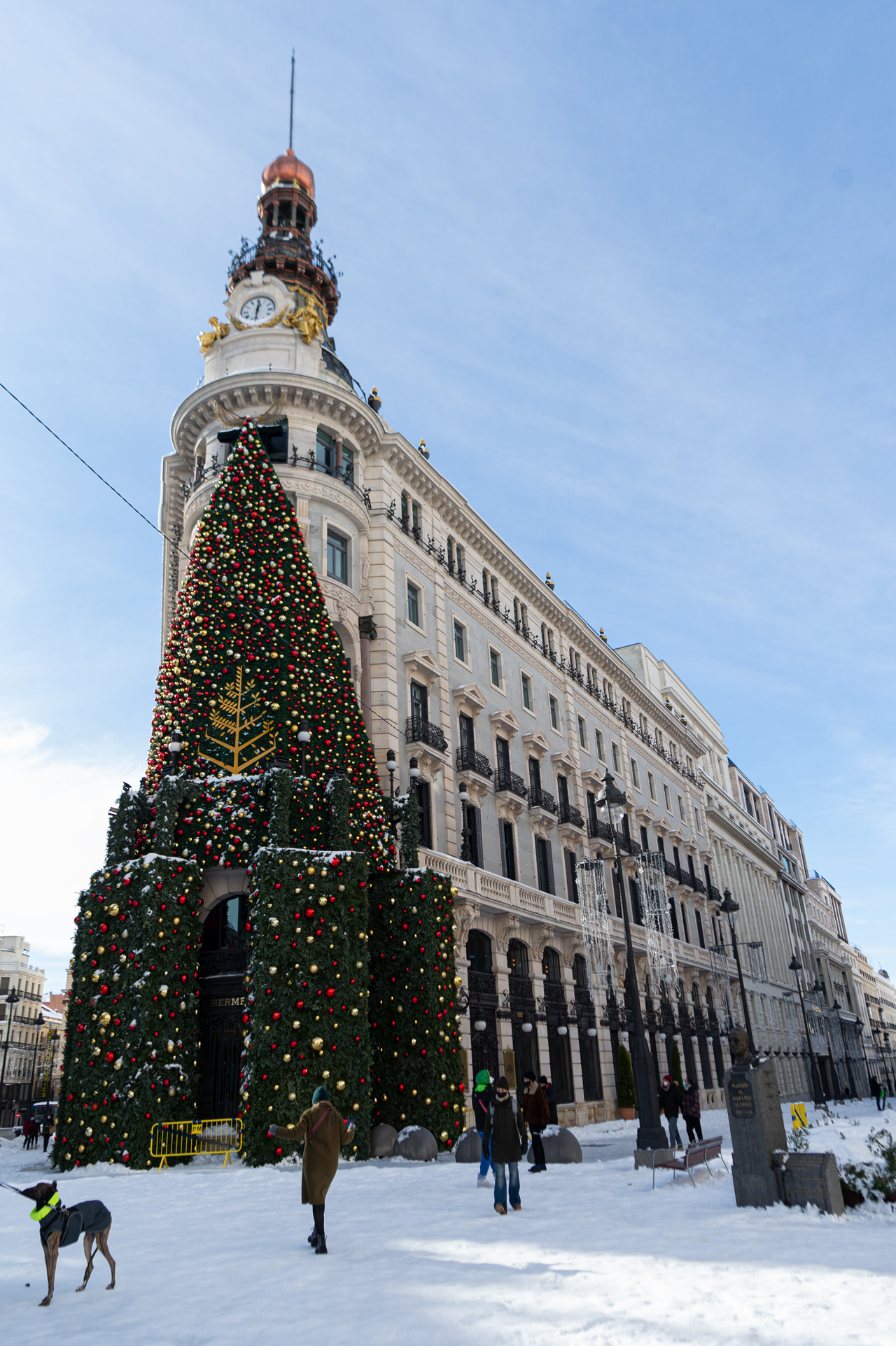 El hotel Four Seasons otro de los sitios visitados por los madrileños.